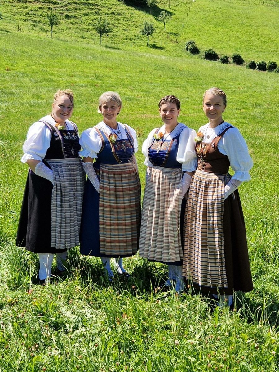 Jodlerinnen.jpg
